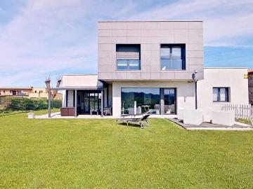 Casa chalet en Venta en Alisal San Román
