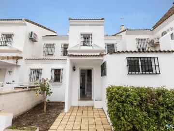 Calle de la Fuente, Sevilla, Sevilla Oeste Rio, Sevilla, Andalucía, Andalucía