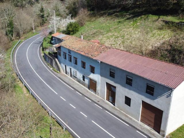 Casa chalet en Venta en Allande