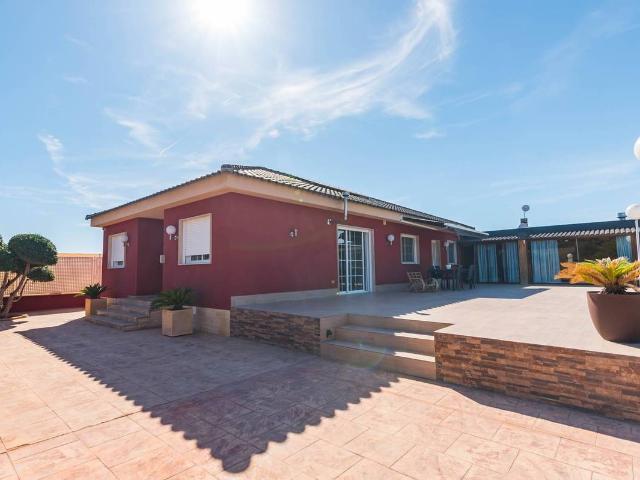 Casa chalet en Venta en Alquerías