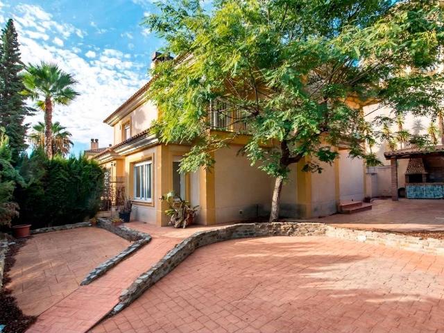Casa chalet en Venta en Altorreal El Chorrico