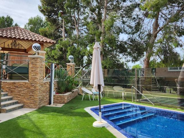 Casa chalet en Venta en Altorreal El Chorrico