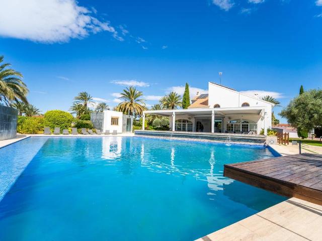 Casa chalet en Venta en Alzabares