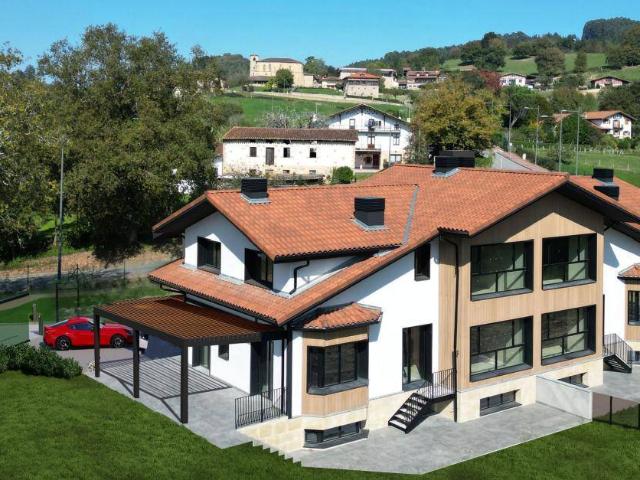 Casa chalet en Venta en Amorebieta Etxano