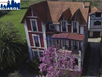 Casa chalet en Venta en Ampuero