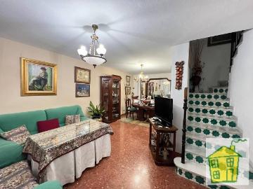 Villa en venta en Calle de Alemania, Linares - Aire acondicionado