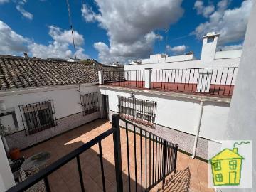 Plaza de Itálica - Terraza, Plaza aparcamiento