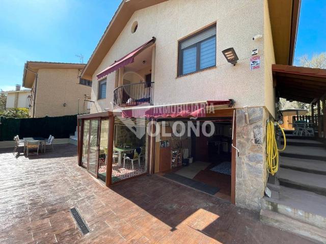 Casa chalet en Venta en Anguciana