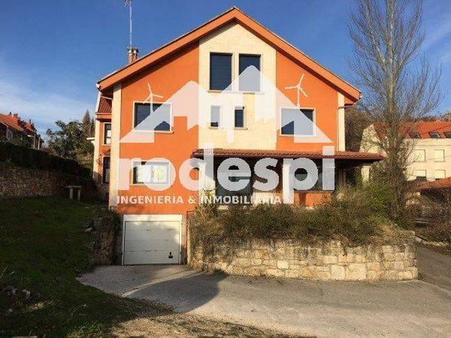 Casa chalet en Venta en As Neves