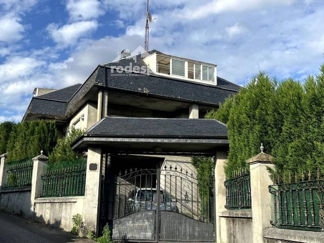 Casa chalet en Venta en As Neves