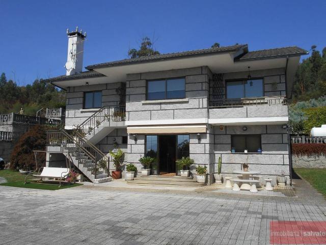 Casa chalet en Venta en As Neves