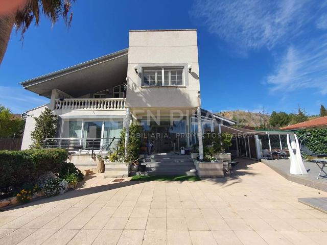 Casa chalet en Venta en Arnedo