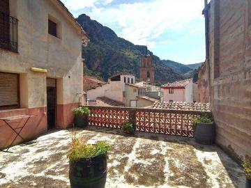 Casa chalet en Venta en Arnedillo