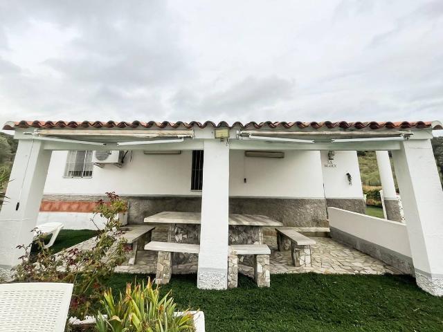 Casa chalet en Venta en Aroche