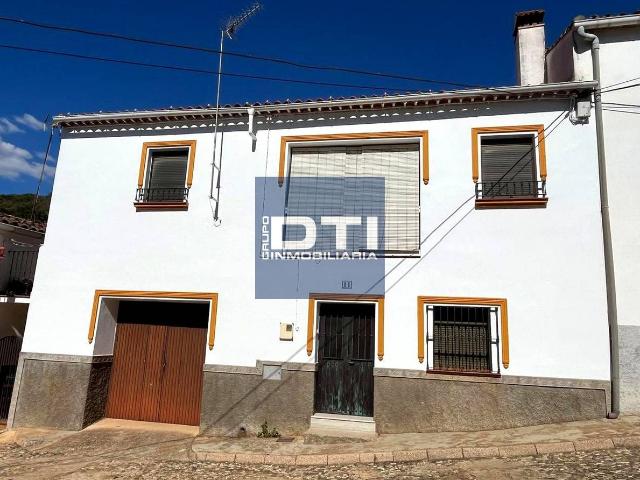 Casa chalet en Venta en Aroche