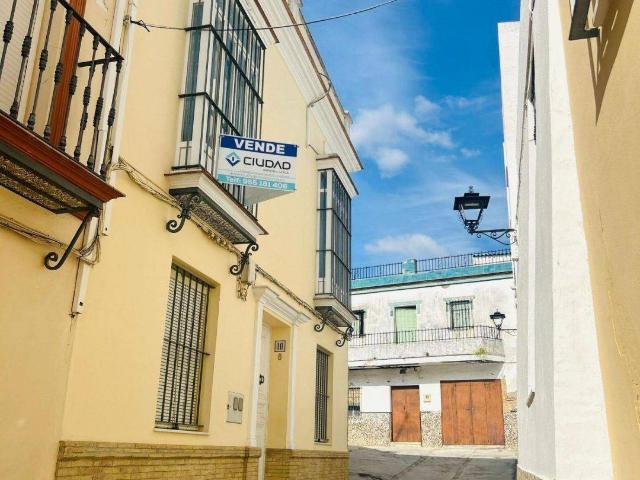 Casa chalet en Venta en Arahal