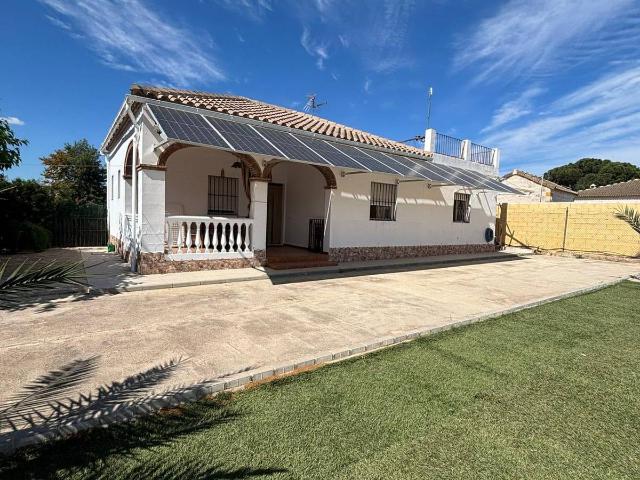 Casa chalet en Venta en Arahal