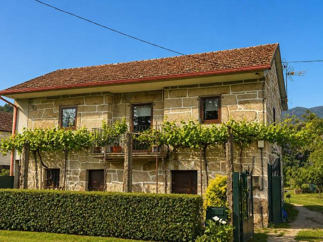 Casa chalet en Venta en Arbo