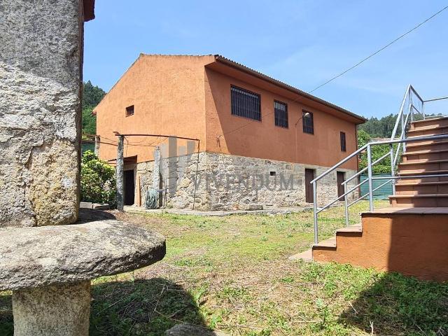 Casa chalet en Venta en Arbo