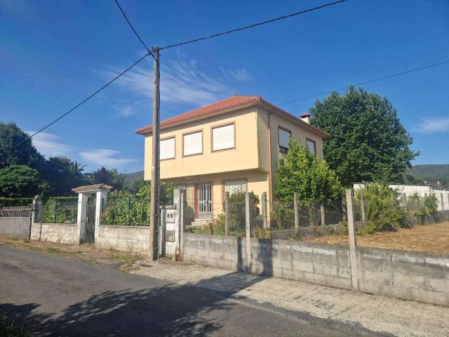 Casa chalet en Venta en Área de Ames