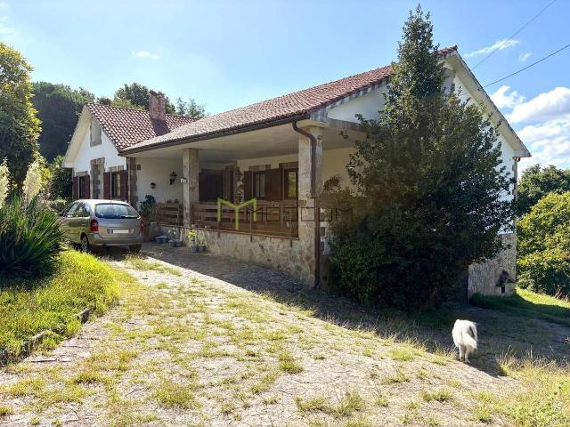 Casa chalet en Venta en Área de Ames