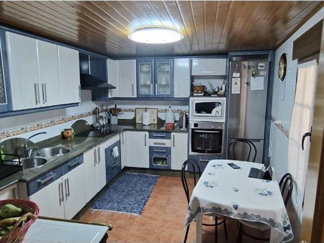 Casa chalet en Venta en Arganza