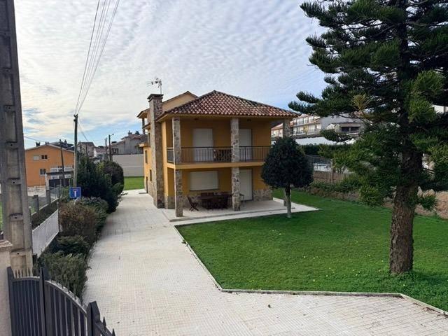 Casa chalet en Venta en Arra