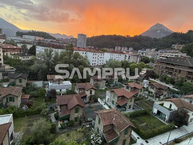 Casa chalet en Venta en Arrasate / Mondragón