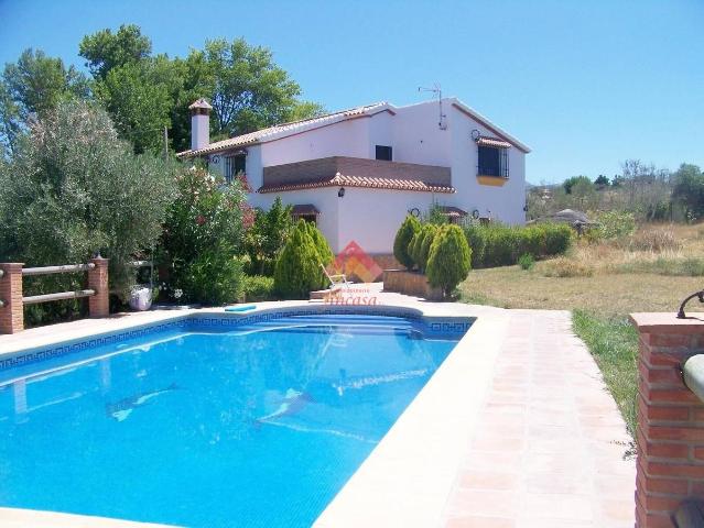 Casa chalet en Venta en Arriate