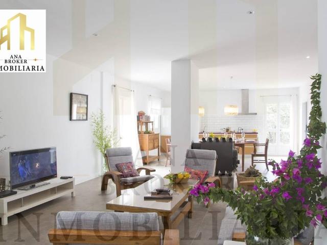 Casa chalet en Venta en Arriate