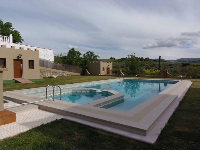 Casa chalet en Venta en Arriate
