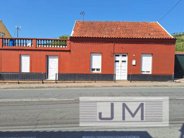 Casa chalet en Venta en Artes