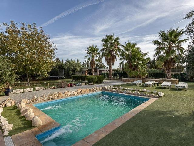 Casa chalet en Venta en Atarfe