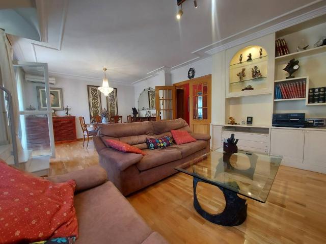 Casa chalet en Venta en Avda. Madrid