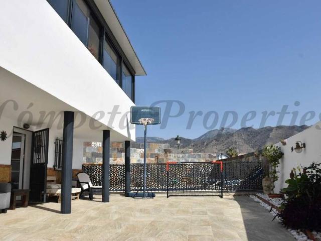 Casa chalet en Venta en Avda Pescia Ctra de Frigiliana
