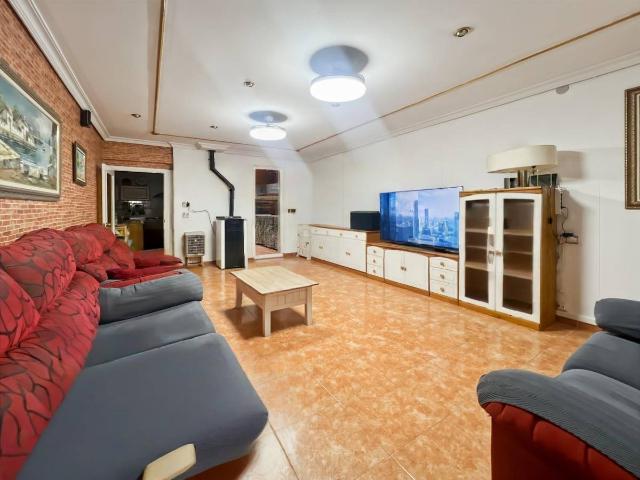 Casa chalet en Venta en Avenida Alemania Italia