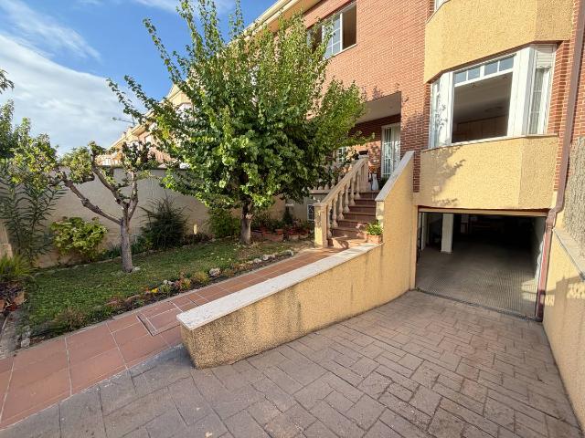 Casa chalet en Venta en Ayuntamiento Avenida Siglo XXI