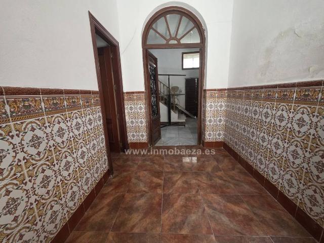 Casa chalet en Venta en Baeza