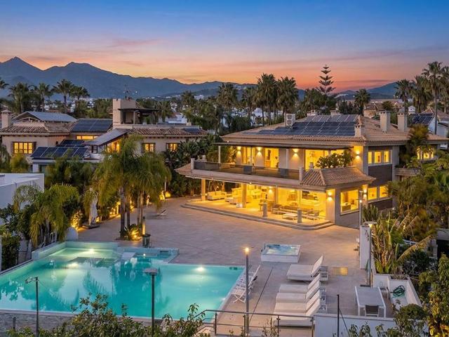 Casa chalet en Venta en Bahía de Marbella