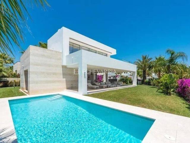 Casa chalet en Venta en Bahía de Marbella
