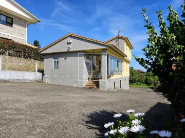 Casa chalet en Venta en Baiona