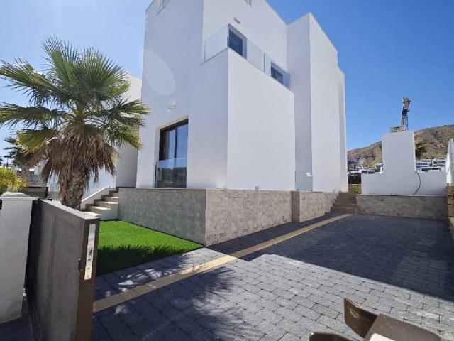 Casa chalet en Venta en Balcón de Finestrat Terra Marina