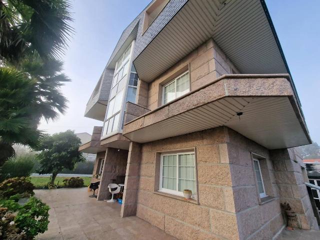Casa chalet en Venta en Barbadás