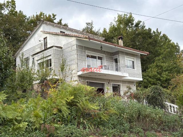 Casa chalet en Venta en Barbadás
