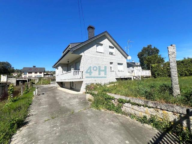 Casa chalet en Venta en Barbadás