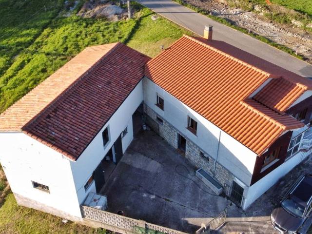 Casa chalet en Venta en Bárcena de Cudón Gomazo