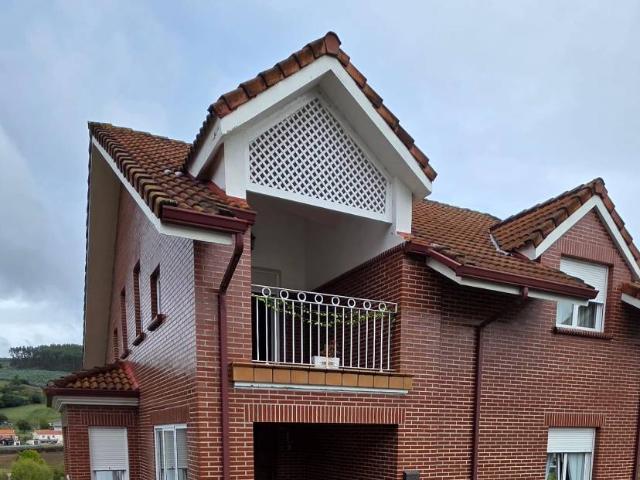 Casa chalet en Venta en Bárcena de Cicero