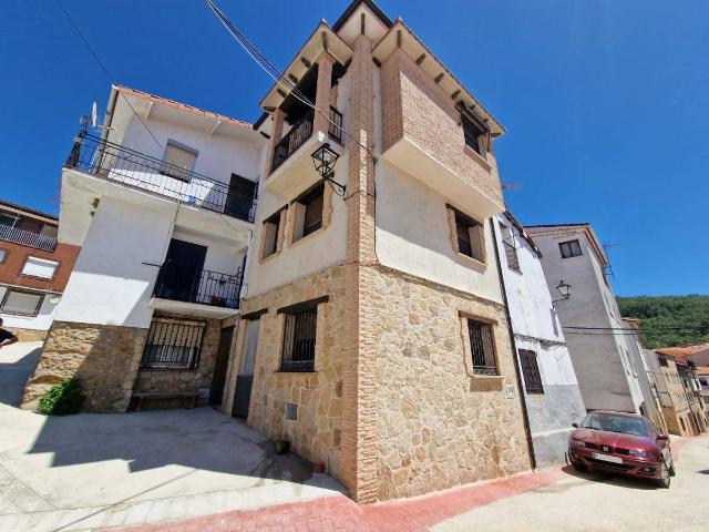 Casa chalet en Venta en Barrado
