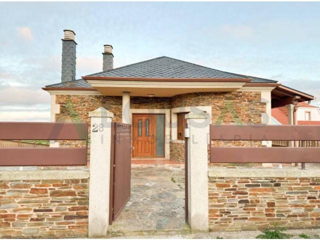 Casa chalet en Venta en Barreiros