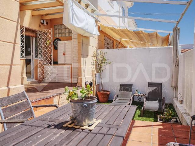 Casa chalet en Venta en Barrio Alto